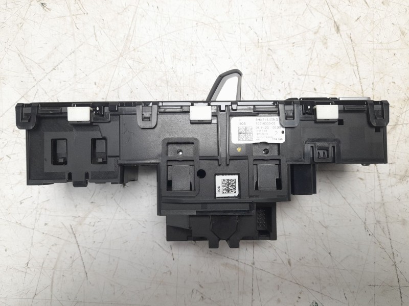 Recambio de palanca cambio para volkswagen golf viii (cd1, da1) 2.0 tdi referencia OEM IAM 5H0713059Q  