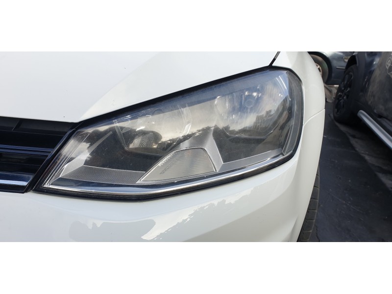 Recambio de faro izquierdo para volkswagen golf vii lim. (5g1) 1.6 16v tdi dpf referencia OEM IAM   
