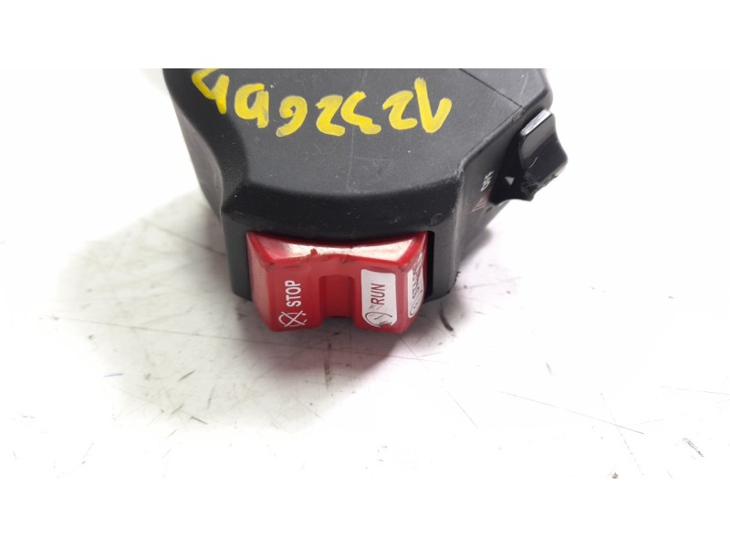 Recambio de piña luces derecha para yamaha mt mt-07 tracer (rm14) referencia OEM IAM B4T839750200  