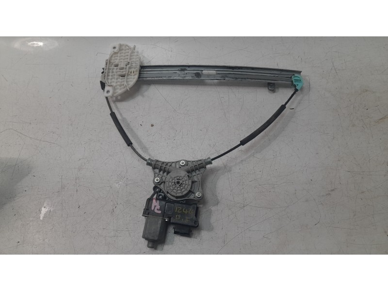 Recambio de elevalunas delantero izquierdo para kia rio iv (yb, sc, fb) 1.25 referencia OEM IAM 82401H8110  