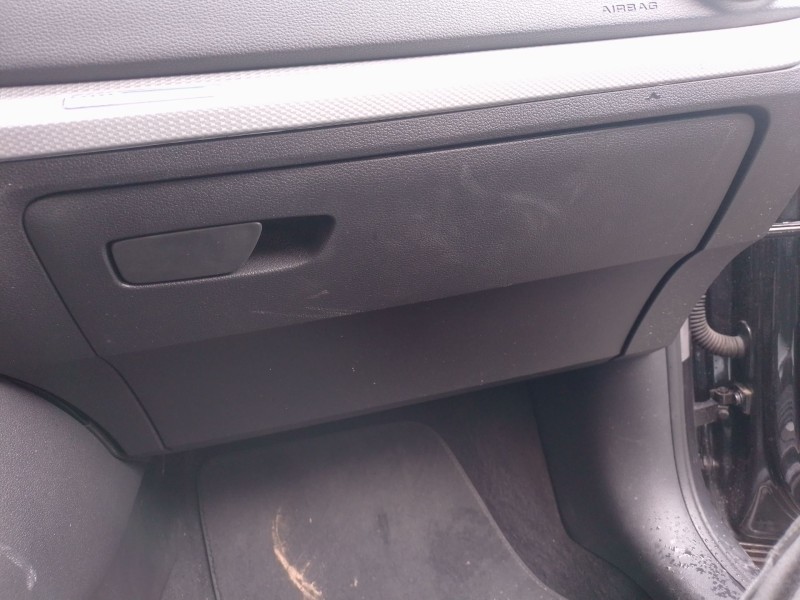 Recambio de guantera para audi q2 (gab, gag) 30 tdi referencia OEM IAM   