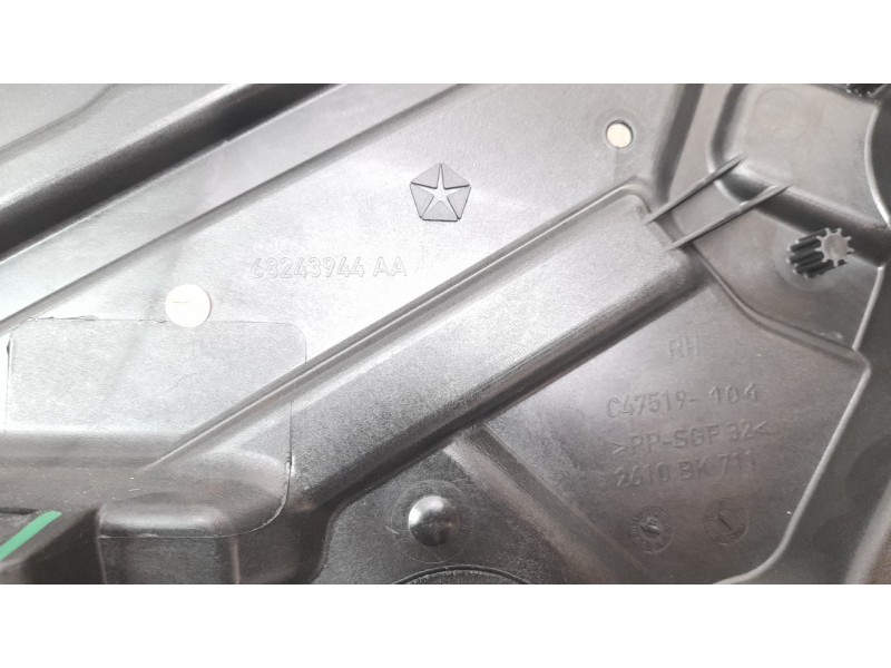 Recambio de elevalunas trasero derecho para jeep compass ii 1.6 m-jet cat referencia OEM IAM 68243944AA  