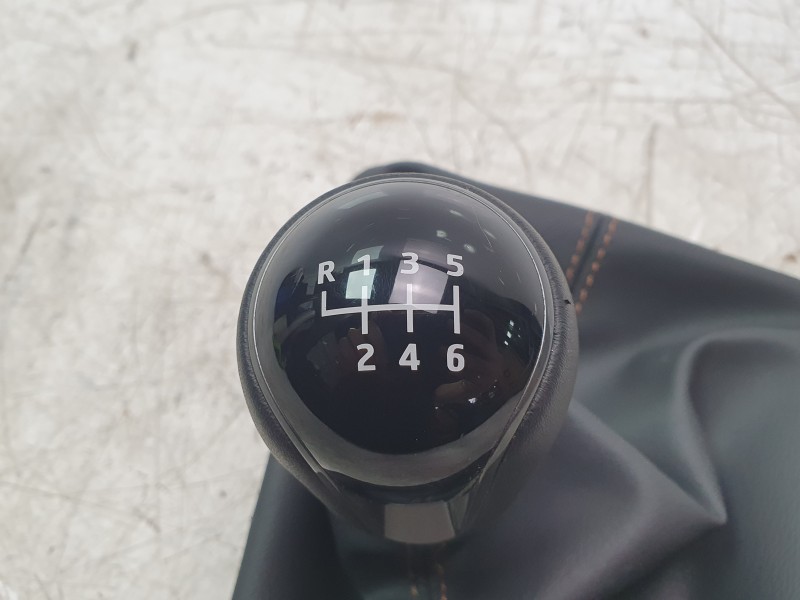 Recambio de pomo palanca cambio para cupra leon (kl1, ku1, kug) 1.5 tsi referencia OEM IAM 5FB711113K  