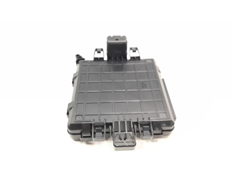 Recambio de modulo electronico para mazda cx-30 referencia OEM IAM D41S675Z0  
