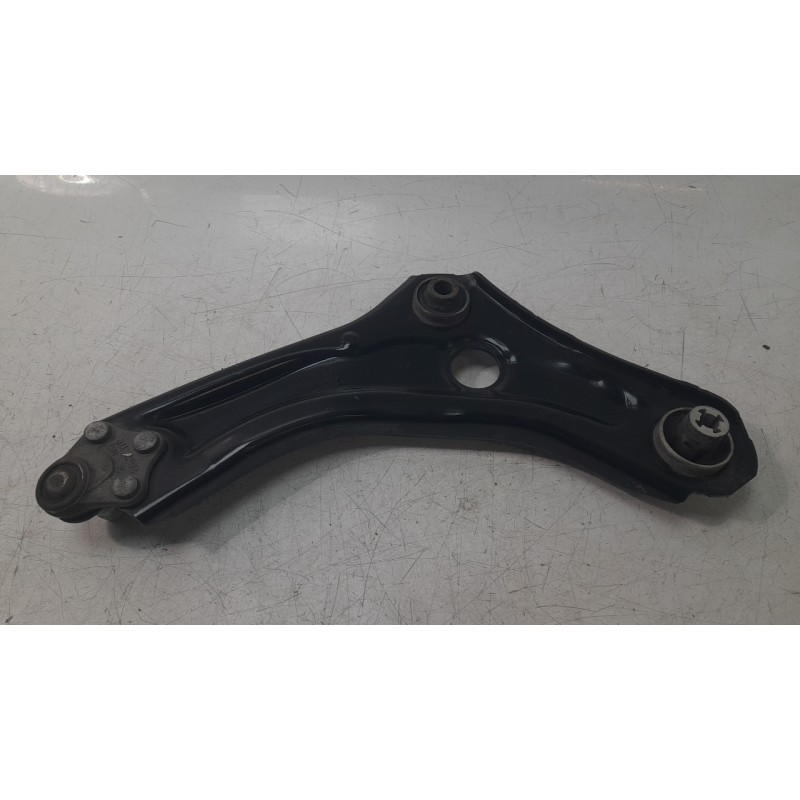 Recambio de brazo suspension inferior delantero derecho para renault megane iv hatchback (b9a/m/n_) 1.5 blue dci 115 (b9a6) refe
