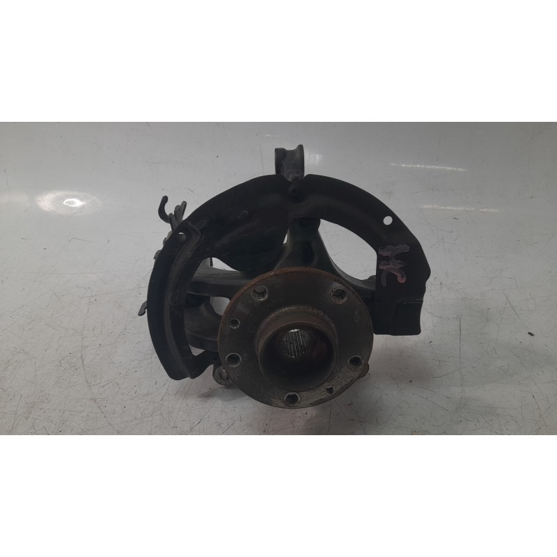 Recambio de mangueta delantera izquierda para renault megane iv hatchback (b9a/m/n_) 1.5 blue dci 115 (b9a6) referencia OEM IAM 