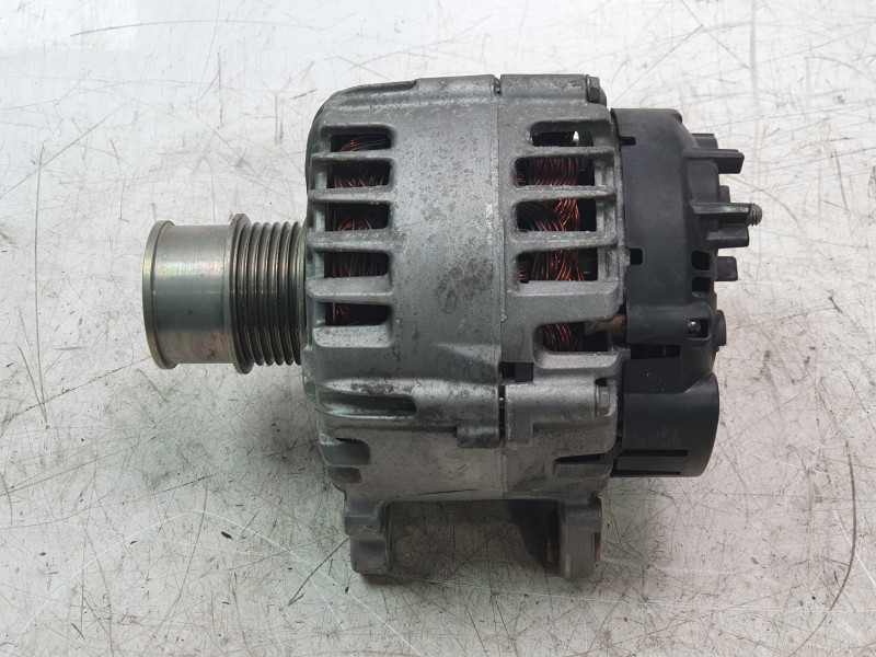 Recambio de alternador para volkswagen t-roc (a11, d11) 1.0 tsi referencia OEM IAM 05E903026Q  