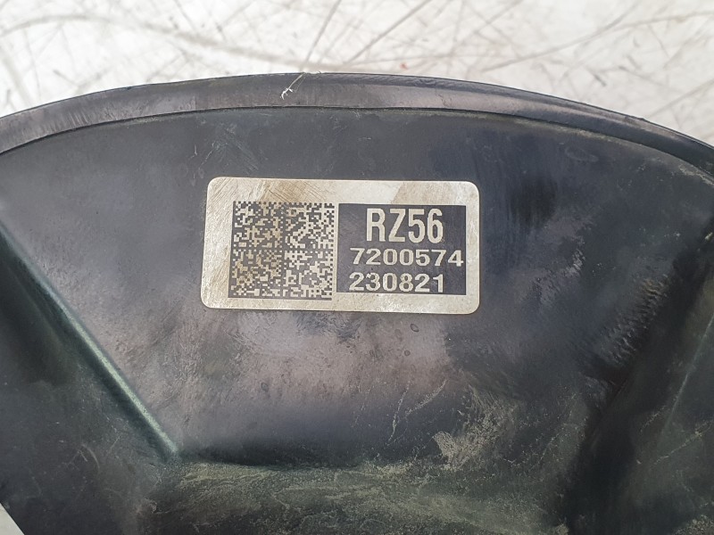 Recambio de mangueta delantera derecha para kia stonic (ybcuv) drive referencia OEM IAM RZ567200574  