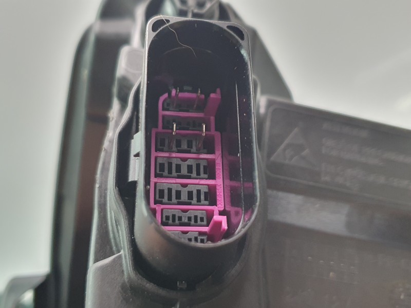 Recambio de faro izquierdo para cupra leon (kl1, ku1, kug) 1.5 tsi referencia OEM IAM 5FB941773C  