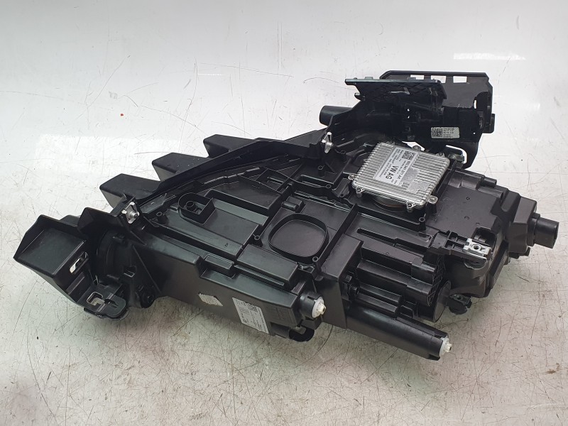 Recambio de faro izquierdo para cupra leon (kl1, ku1, kug) 1.5 tsi referencia OEM IAM 5FB941773C  