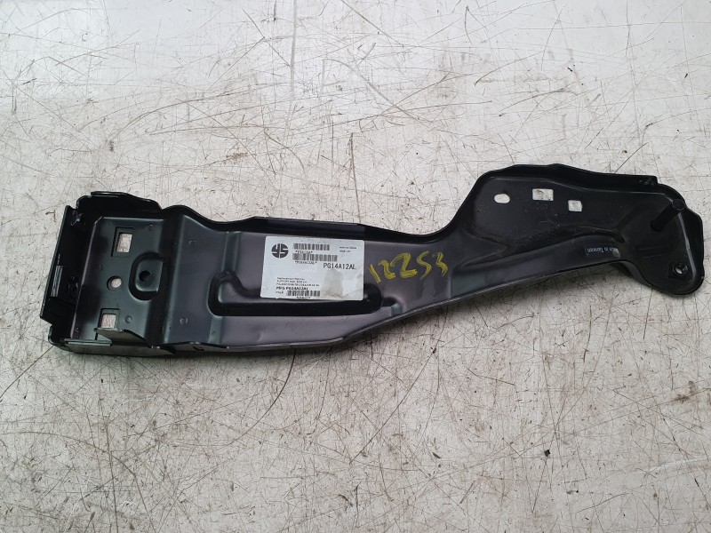 Recambio de soporte paragolpes delantero izquierdo para opel corsa f (p2jo) 1.2 (68) referencia OEM IAM 109175683 PG14A12AL 