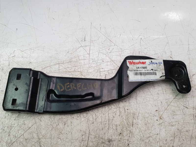 Recambio de soporte paragolpes delantero derecho para opel corsa f (p2jo) 1.2 (68) referencia OEM IAM 109175682 PG14A12AR 