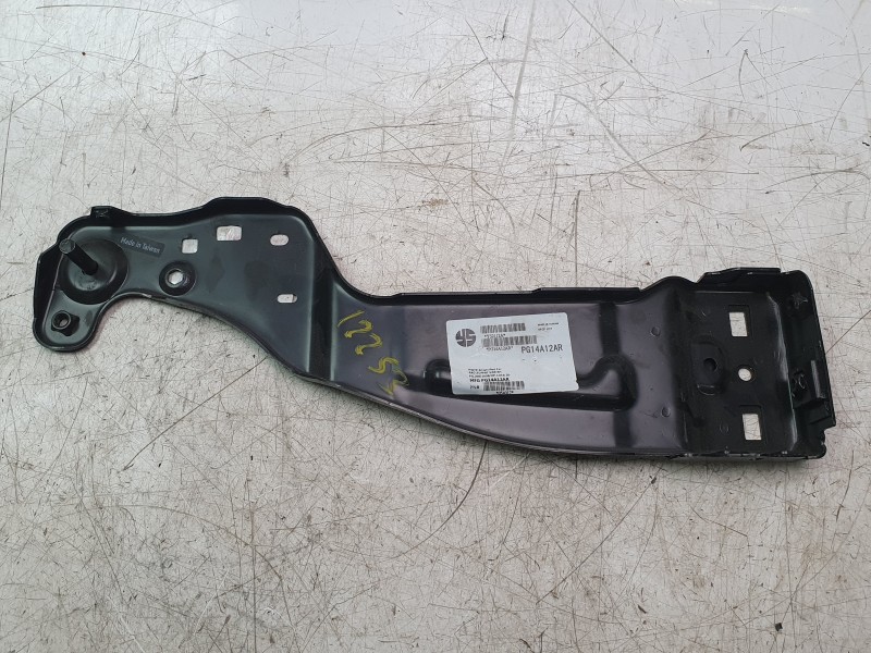 Recambio de soporte paragolpes delantero derecho para opel corsa f (p2jo) 1.2 (68) referencia OEM IAM 109175682 PG14A12AR 