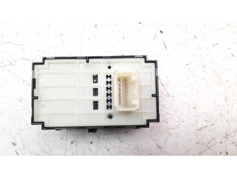 Recambio de mando multifuncion para toyota prius+ advance referencia OEM IAM 1431F70  
