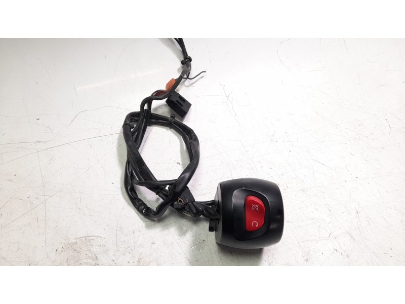 Recambio de piña luces derecha para victory hammer hammer referencia OEM IAM 4011357  