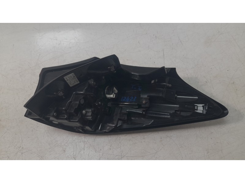 Recambio de piloto trasero izquierdo para toyota yaris cross (mxp_) 1.5 hybrid (mxpj10) referencia OEM IAM 815600DE20  