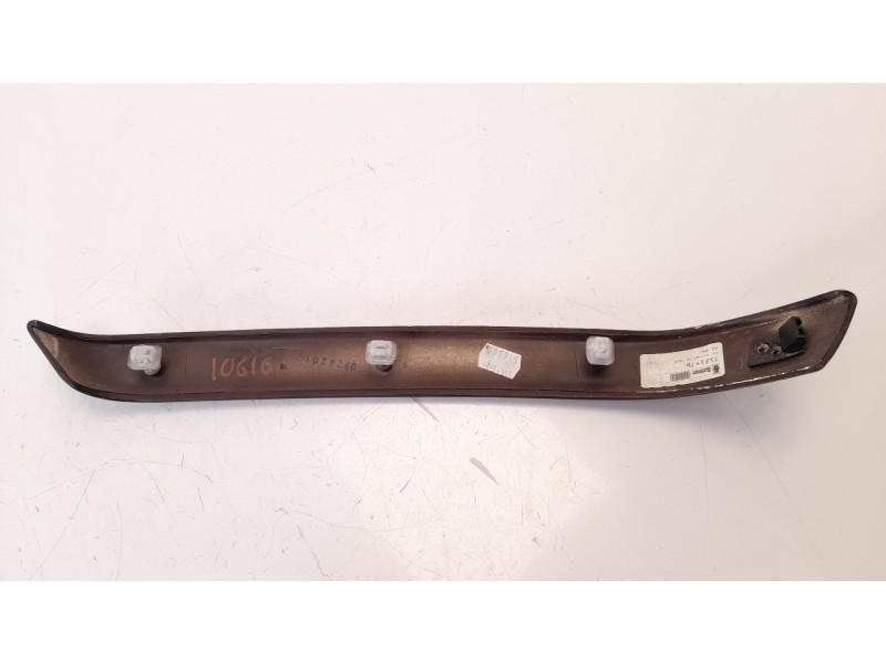Recambio de moldura para bmw serie 3 berlina (e90) 2.0 16v diesel referencia OEM IAM 7121476 52850610 