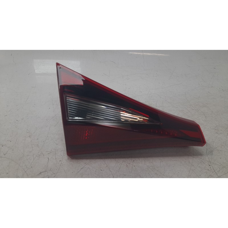 Recambio de piloto trasero izquierdo interior para hyundai i20 iii (bc3, bi3) 1.0 t-gdi referencia OEM IAM 92403Q0000  