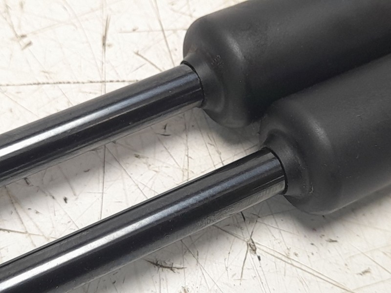 Recambio de amortiguadores maletero / porton para kia sportage v (nq5) 1.6 t-gdi referencia OEM IAM 81830R2000  81840R2000