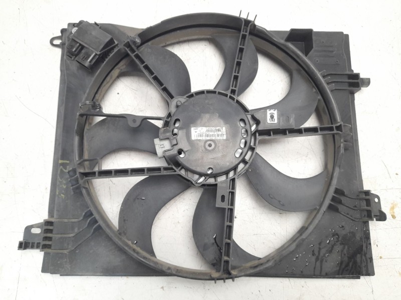 Recambio de electroventilador para renault megane iv hatchback (b9a/m/n_) 1.5 dci 110 (b9a3) referencia OEM IAM 214816167R  