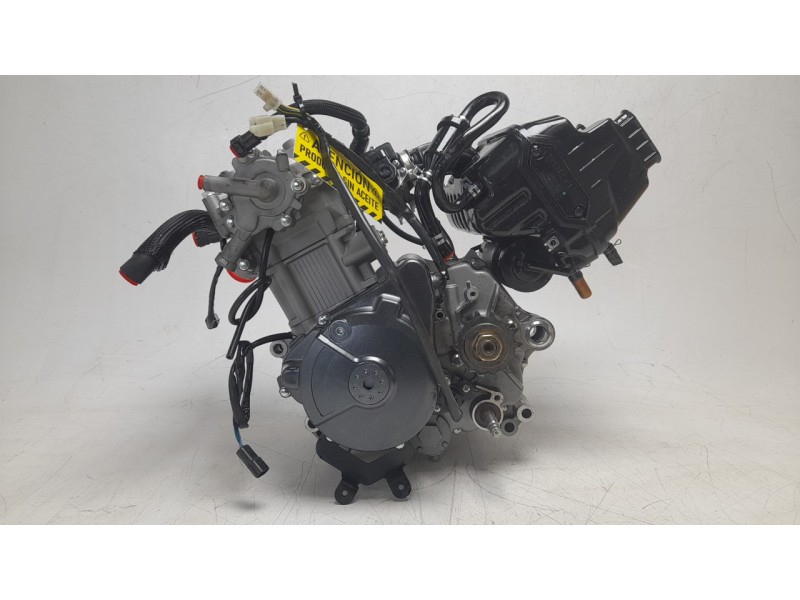 Recambio de motor completo para zontes motorcycles zt125 zt 125-u referencia OEM IAM XX152MI  