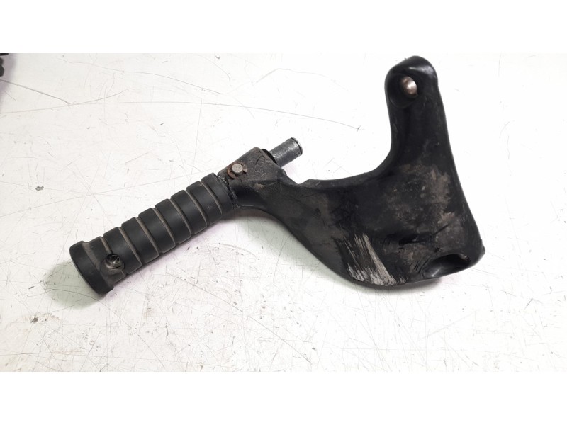 Recambio de estribera izquierda para victory hammer hammer referencia OEM IAM 5136081266  