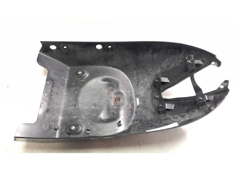 Recambio de guardabarros trasero para victory hammer hammer referencia OEM IAM 5435331  