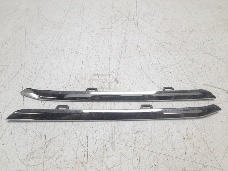 Recambio de moldura para opel corsa f (p2jo) 1.2 (68) referencia OEM IAM 9830283280 9830283080 