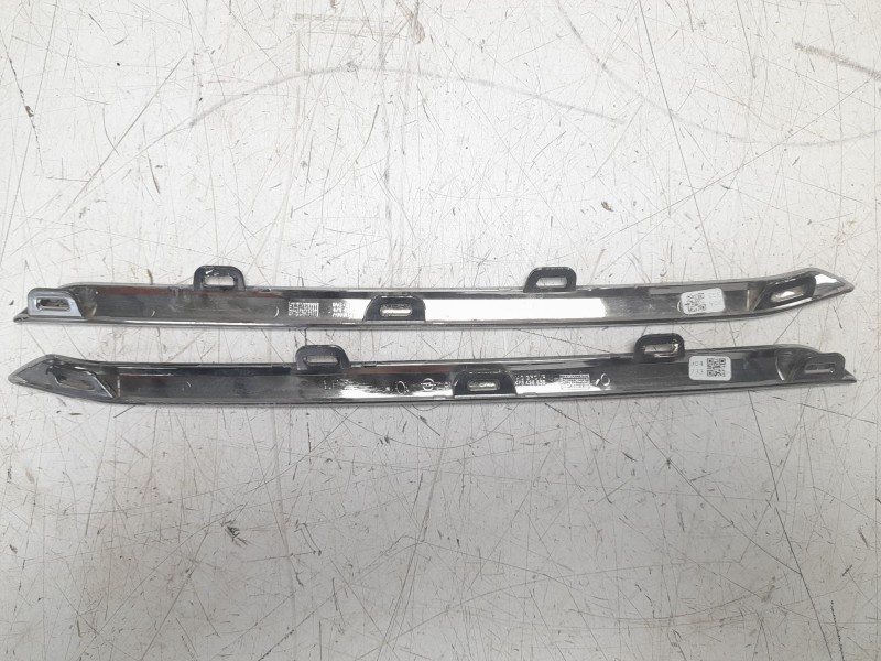 Recambio de moldura para opel corsa f (p2jo) 1.2 (68) referencia OEM IAM 9830283280 9830283080 