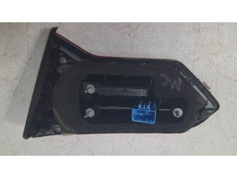 Recambio de piloto trasero izquierdo interior para volkswagen t-roc (a11, d11) 1.0 tsi referencia OEM IAM 2GA945093B  LLM602