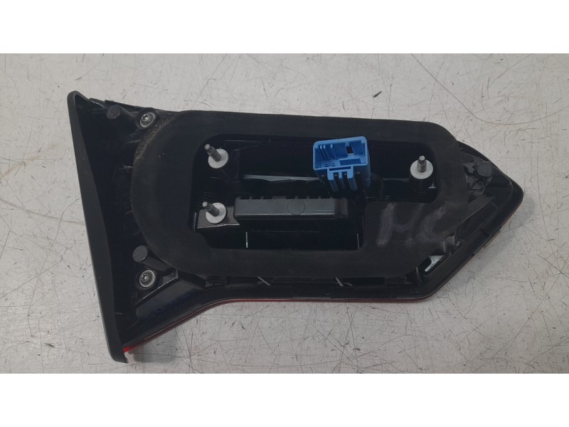 Recambio de piloto trasero derecho interior para volkswagen t-roc (a11, d11) 1.0 tsi referencia OEM IAM 2GA945094B  