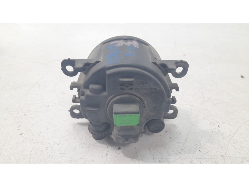 Recambio de faro antiniebla derecho para renault scénic ii (jm0/1_) 1.9 dci (jm0g, jm12, jm1g, jm2c) referencia OEM IAM 82000740