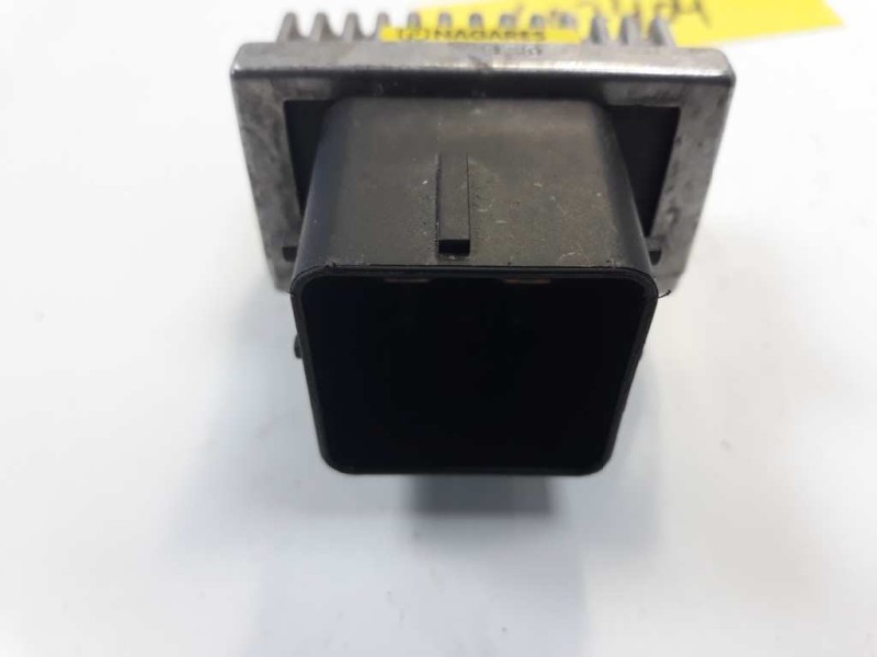 Recambio de caja precalentamiento para renault megane iii berlina 5 p dynamique referencia OEM IAM 8200859243  