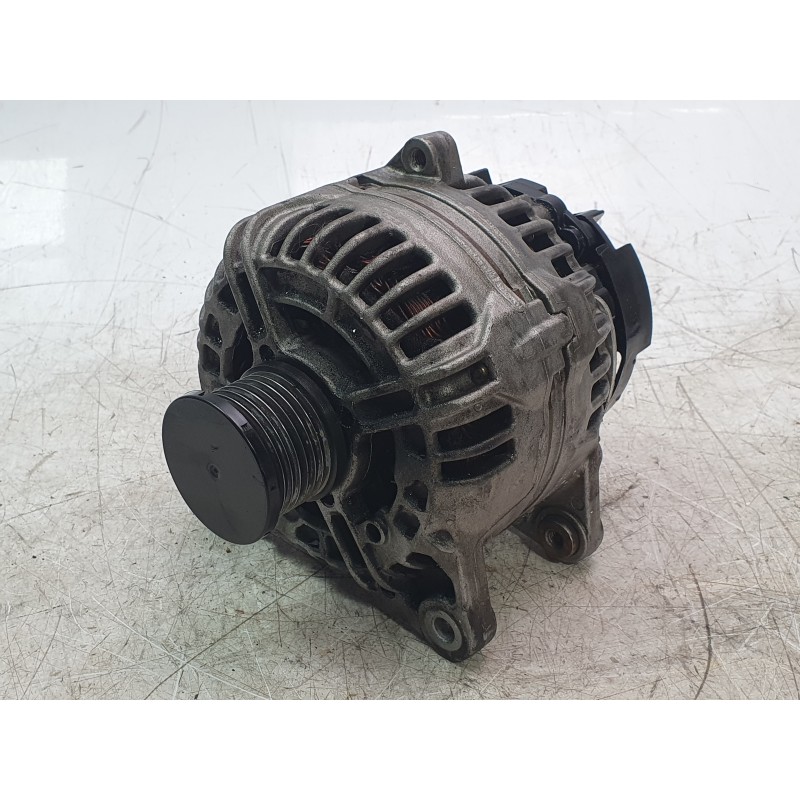 Recambio de alternador para renault laguna ii (bg0/1_) 1.9 dci (bg1a, bg1v) referencia OEM IAM 0124525076 8200251006 ALF310301HQ