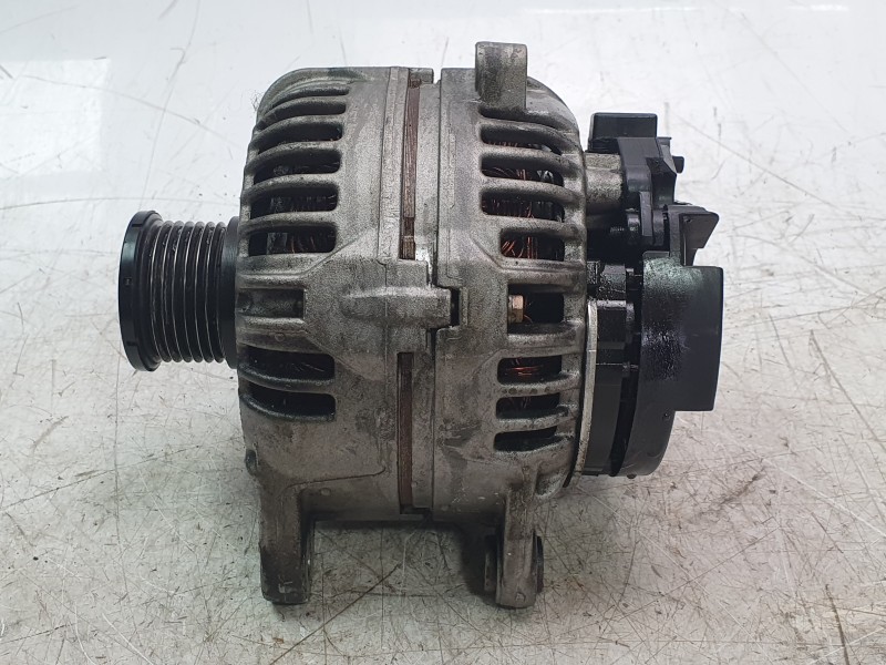 Recambio de alternador para renault laguna ii (bg0/1_) 1.9 dci (bg1a, bg1v) referencia OEM IAM 0124525076 8200251006 ALF310301HQ