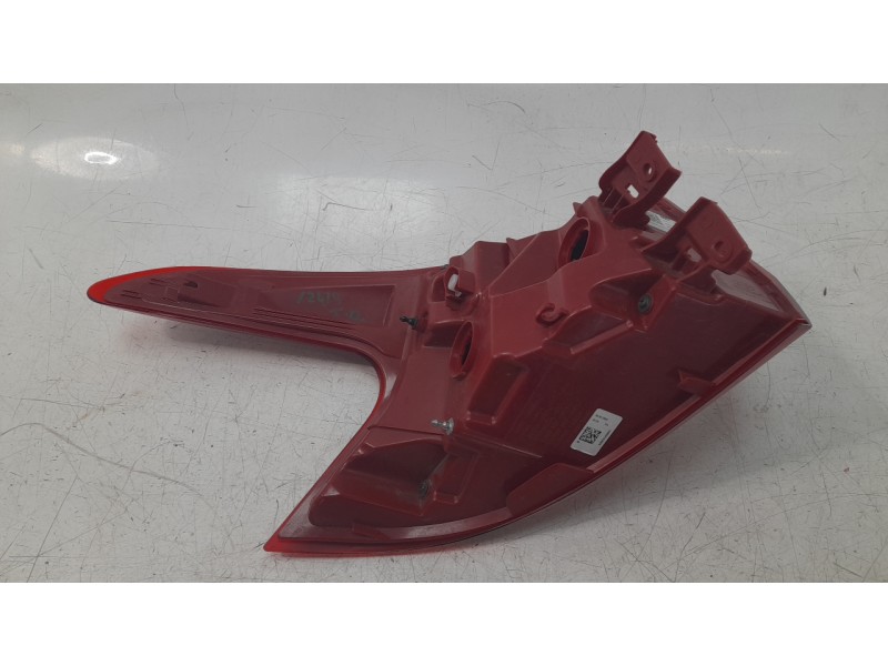 Recambio de piloto trasero derecho para hyundai i20 iii (bc3, bi3) 1.0 t-gdi referencia OEM IAM 92402Q0000  