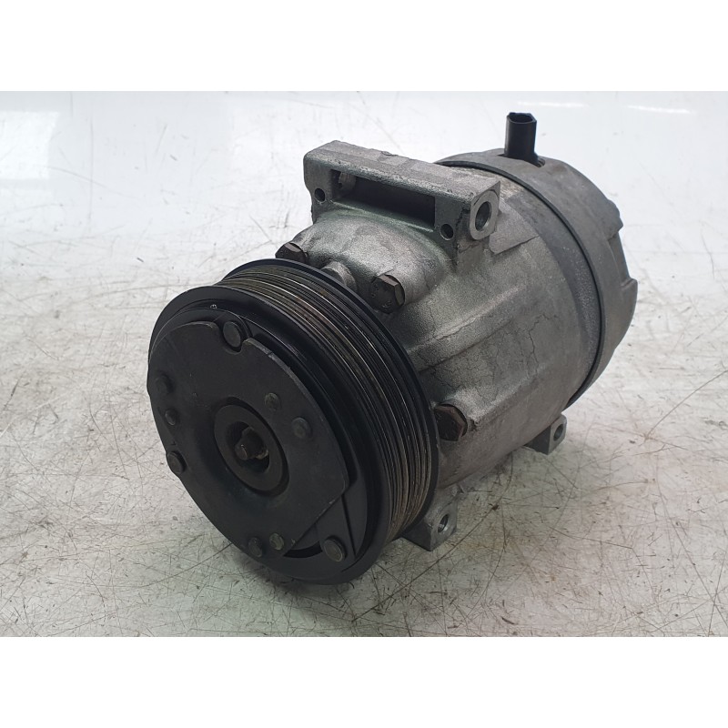 Recambio de compresor aire acondicionado para renault laguna ii (bg0/1_) 1.9 dci (bg1a, bg1v) referencia OEM IAM 8200421410 0114