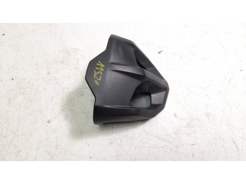 Recambio de moldura para bmw f 900 r referencia OEM IAM 18518358802  