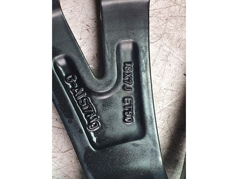 Recambio de llanta para toyota yaris cross (mxp_) 1.5 hybrid (mxpj10) referencia OEM IAM 426110DK90  