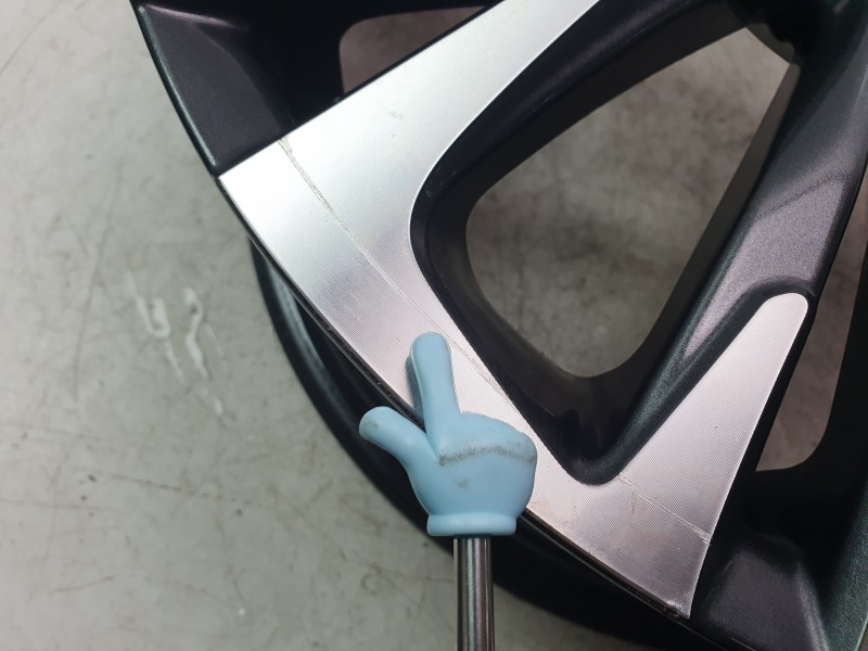 Recambio de llanta para toyota yaris cross (mxp_) 1.5 hybrid (mxpj10) referencia OEM IAM 426110DK90  