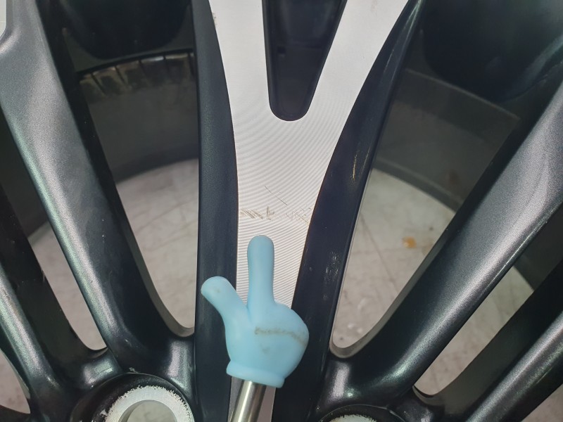 Recambio de llanta para toyota yaris cross (mxp_) 1.5 hybrid (mxpj10) referencia OEM IAM 426110DK90  