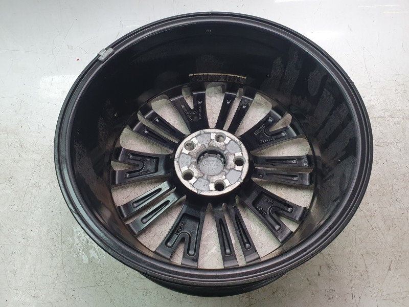 Recambio de llanta para toyota yaris cross (mxp_) 1.5 hybrid (mxpj10) referencia OEM IAM 426110DK90  
