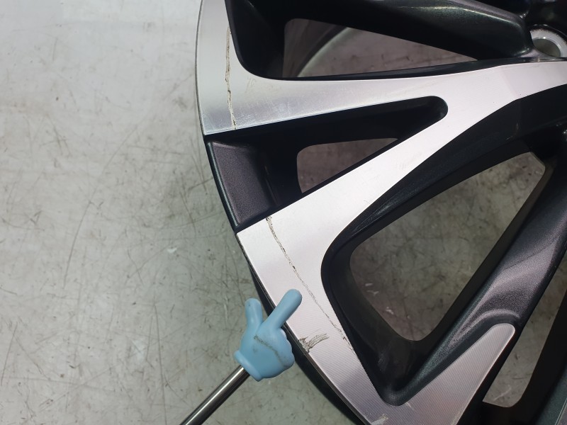 Recambio de llanta para toyota yaris cross (mxp_) 1.5 hybrid (mxpj10) referencia OEM IAM 426110DK90  