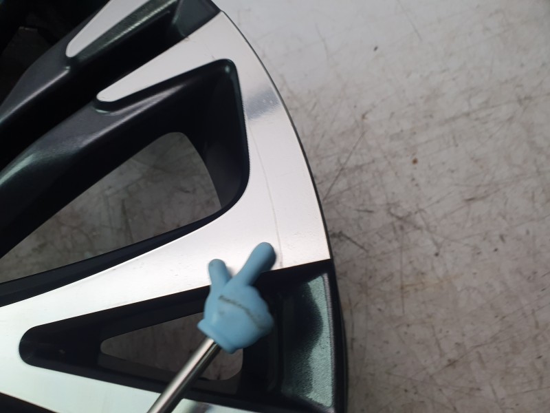 Recambio de llanta para toyota yaris cross (mxp_) 1.5 hybrid (mxpj10) referencia OEM IAM 426110DK90  