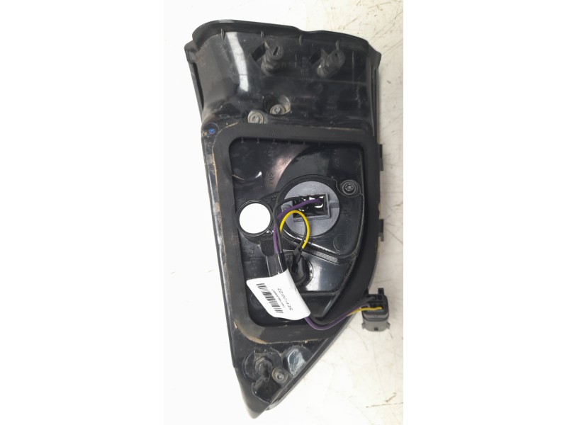 Recambio de piloto trasero izquierdo interior para ford kuga iii (dfk) 2.5 duratec plug-in-hybrid referencia OEM IAM 2593802  