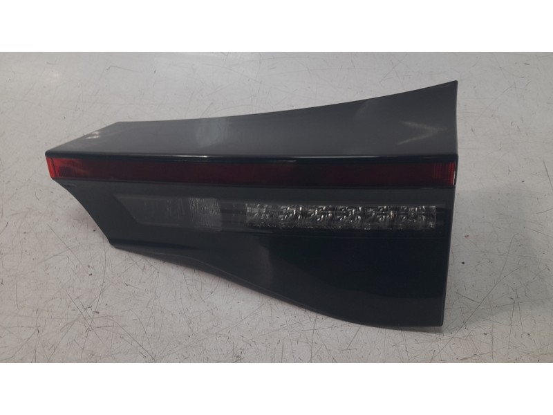 Recambio de piloto trasero derecho interior para toyota yaris cross (mxp_) 1.5 hybrid (mxpj10) referencia OEM IAM 815800DB70  