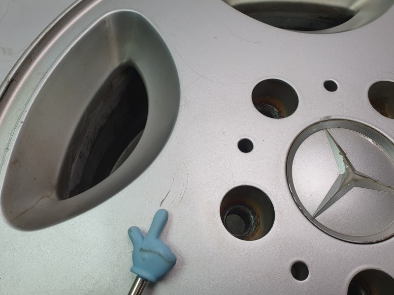 Recambio de llanta para mercedes-benz clase g (w463) g 270 cdi (463.322, 463.323) referencia OEM IAM B66470070  