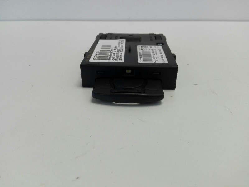 Recambio de conmutador de arranque para renault megane iii berlina 5 p dynamique referencia OEM IAM 285909828R  