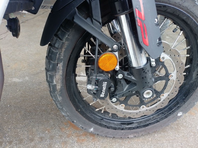 Recambio de pinza de freno delantera derecha para benelli trk 702x referencia OEM IAM   