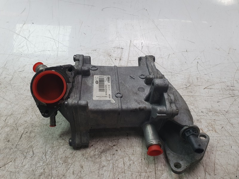 Recambio de enfriador egr para land rover discovery sport hse referencia OEM IAM G4D39F464BA ET756001 